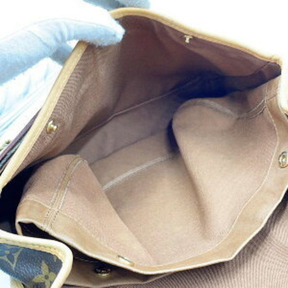 Louis Vuitton Congo PM Monogram Crossbody - Picture 8 of 11